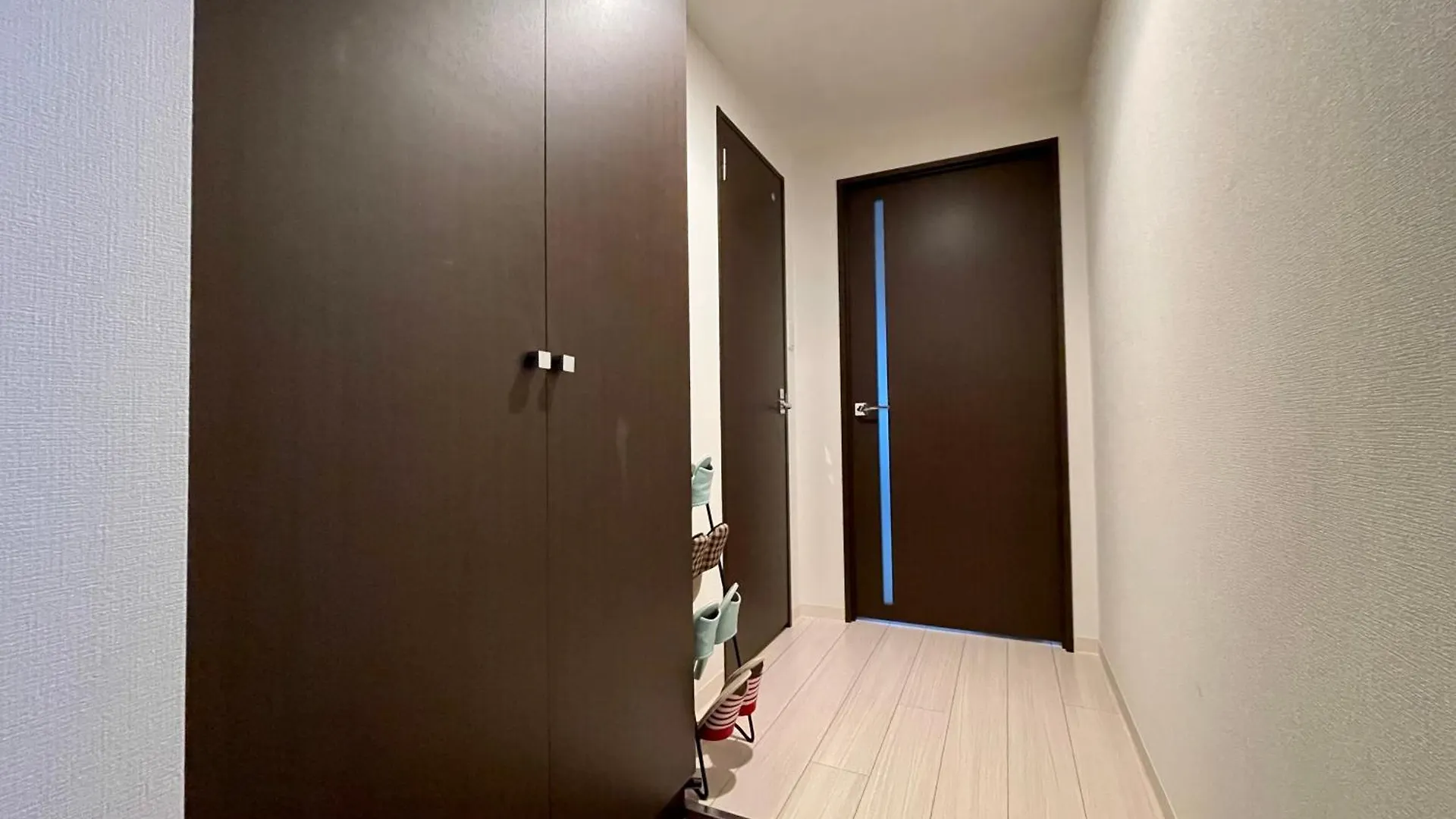 Apartment 札幌駅徒歩圏内のデザインアパートメントエアコン完備で小型犬滞在可能